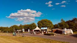 Einfahrt zum Ostsee Stellplatz Zingst - Einladender Parkbereich